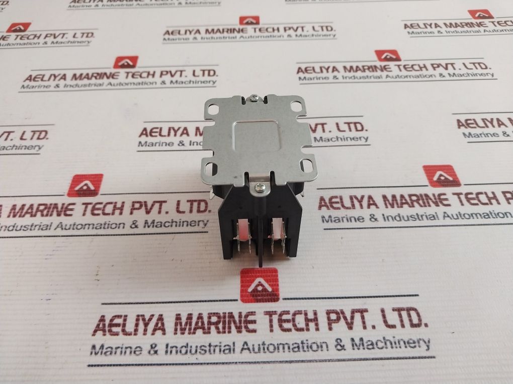 Eaton C25Bnb220B Definite Purpose Contactor 208-240V 60Hz