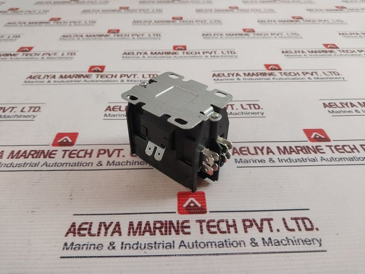 Eaton C25Bnb220B Definite Purpose Contactor 208-240V 60Hz