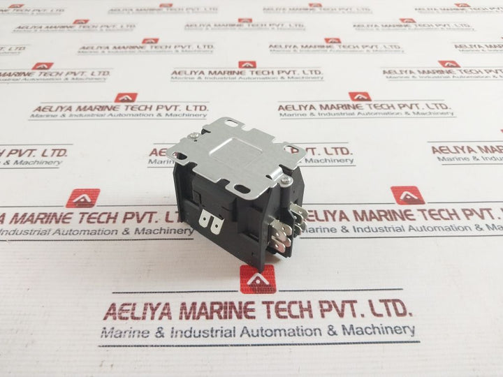 Eaton C25Bnb220C Definite Purpose Contactor 380-415V 50Hz