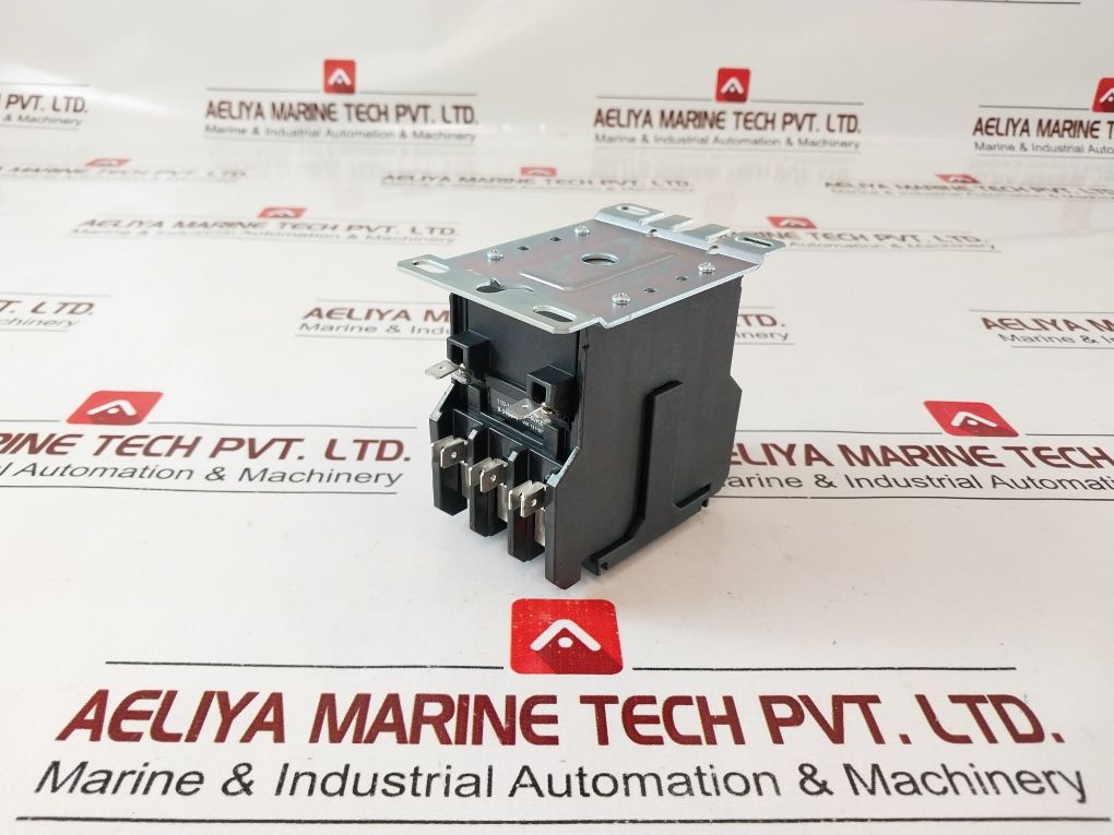 Eaton C25Dnf340 Ser.E1 Definite Purpose Contactor 110-120V Ac 50-60Hz