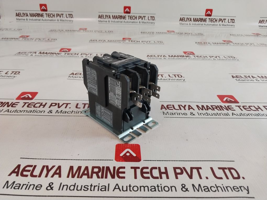 Eaton C25Dnj350A Definite Purpose Contactor 3 Pole C25Dnj350 Ser.:D1