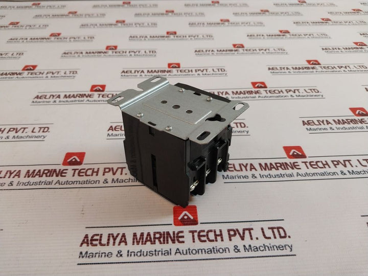 Eaton C25Dpn25Cc Definite Purpose Contactor 10A Xmc0-253-nc04Pg