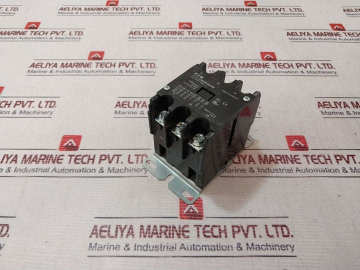 Eaton C25Dpn32Ccwb Definite Purpose Contactor Xmc0-323-nc00G067
