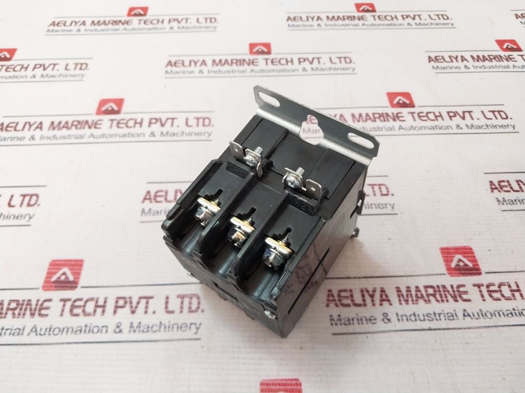 Eaton C25Dpn32Ccwb Definite Purpose Contactor Xmc0-323-nc00G067