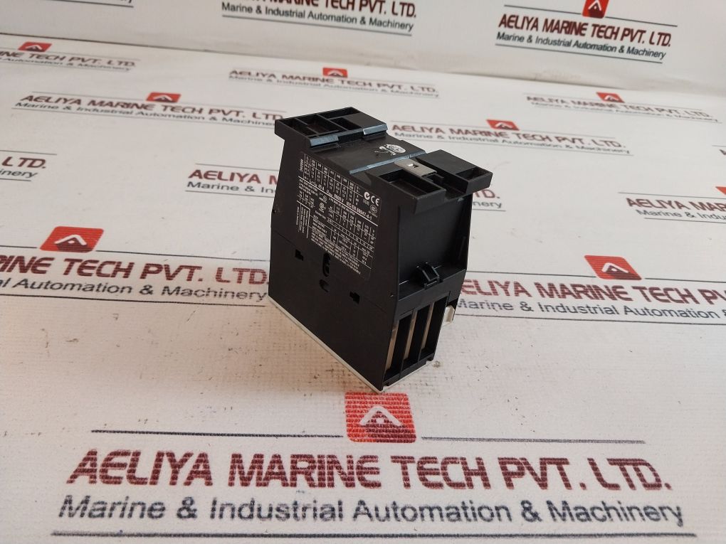 Eaton Dil M25-01 3 Pole Contactor 250V Dc