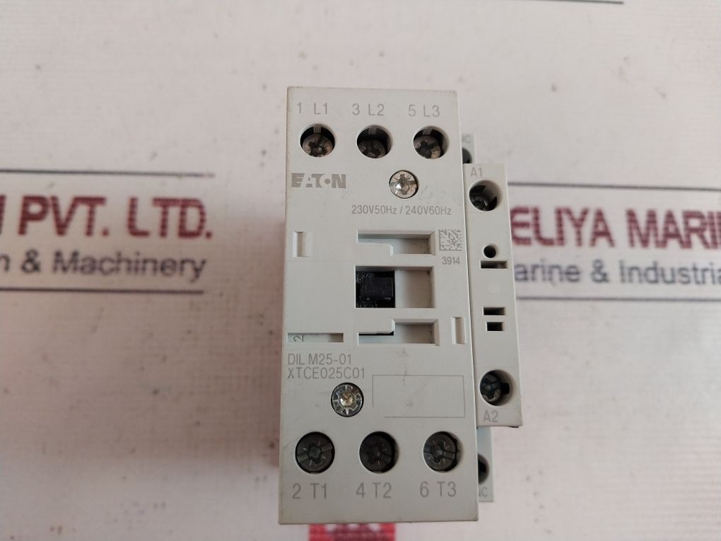 Eaton Dil M25-01 3 Pole Contactor 250V Dc