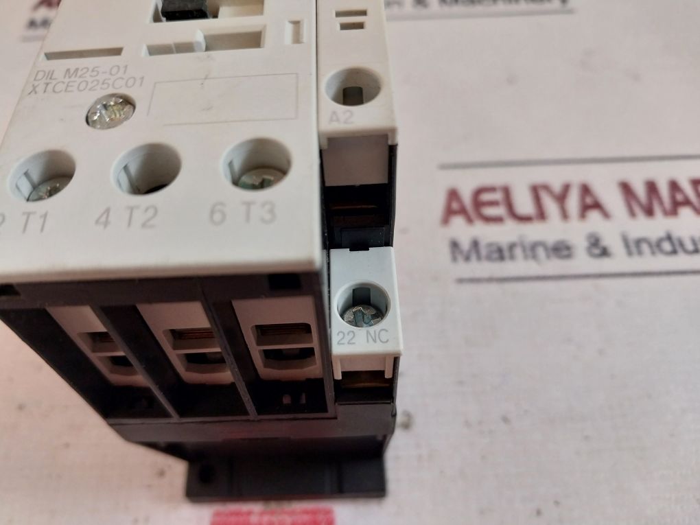 Eaton Dil M25-01 3 Pole Contactor 250V Dc