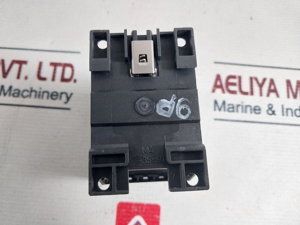 Eaton Dil M9-10 Contactor Xtce009B10 24Vdc