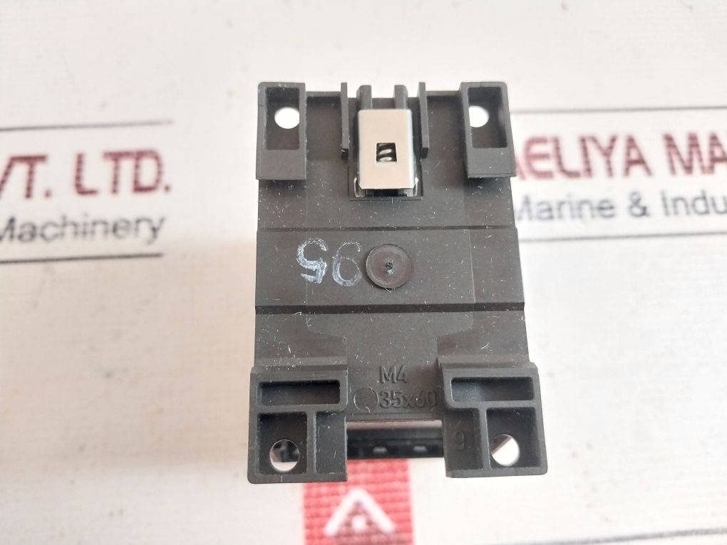 Eaton Dilm12-10 Contactor