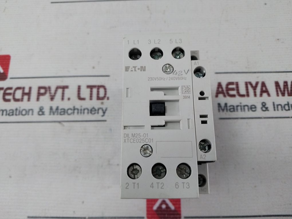 Eaton Dilm25-01 Contactor 3 Pole Break 250V Dc