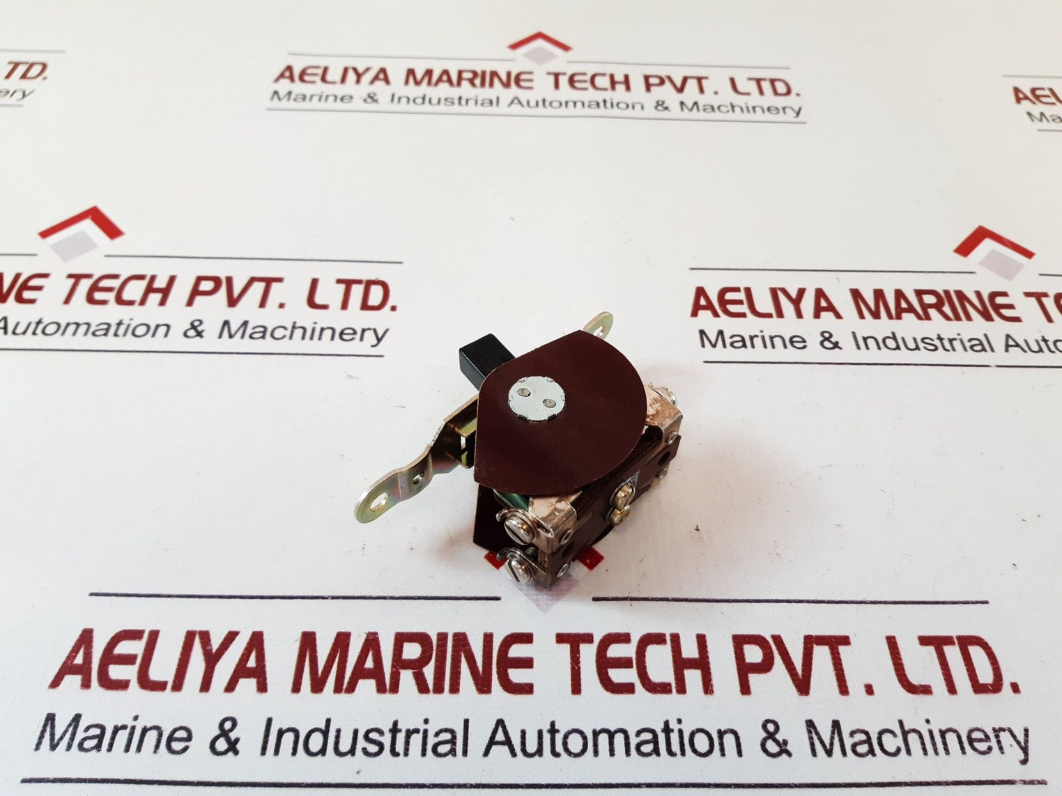 Set Of 2X Eaton E291 Main On/Off Switch 610220
