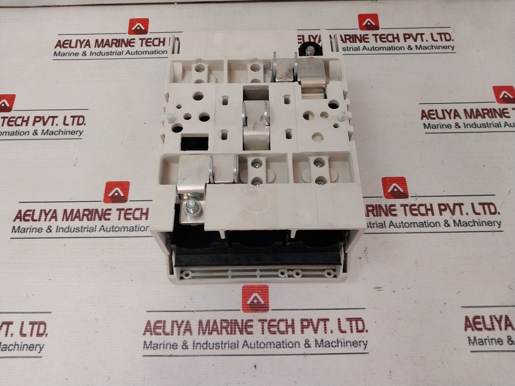 Eaton Gst1-au Fuse Switch Disconnector 250A 23W