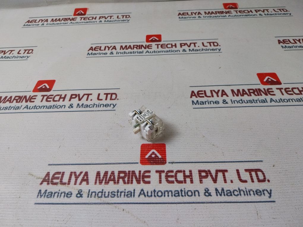 Lot Of 2X Eaton Ht8A Contact Block