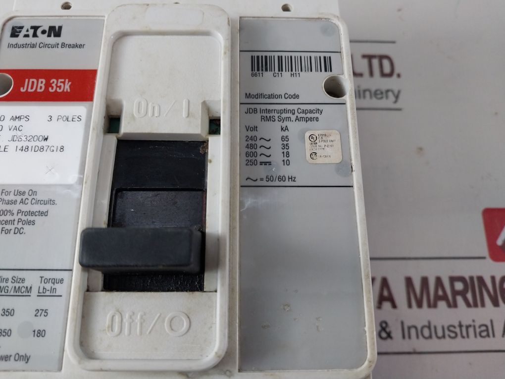 Eaton Jdb3200W 3 Poles Circuit Breaker Jdb 35K 200 Amps