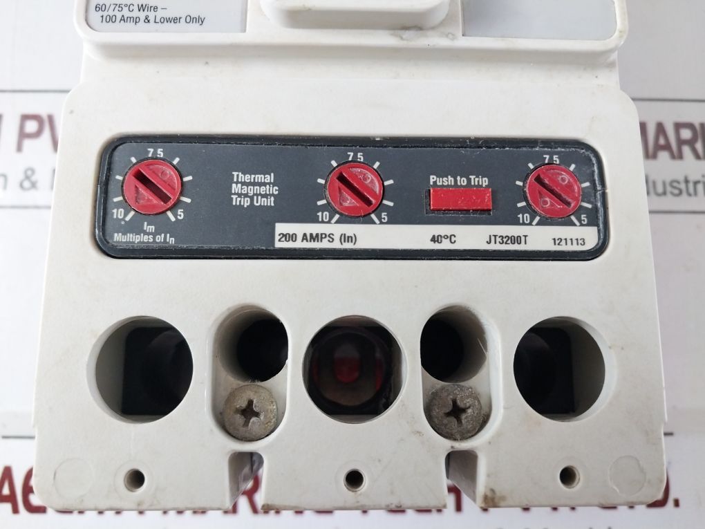 Eaton Jdb3200W 3 Poles Circuit Breaker Jdb 35K 200 Amps