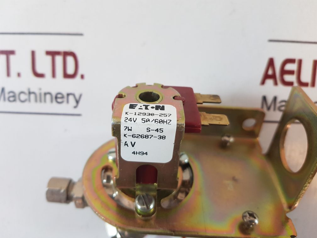 Eaton K-12930-257 Solenoid Valve With K-62687-38