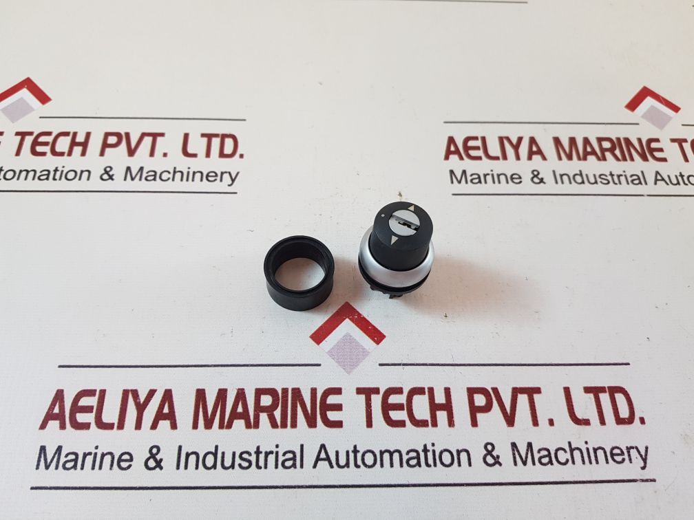 Eaton m22-ckc10 contact block with selector switch set