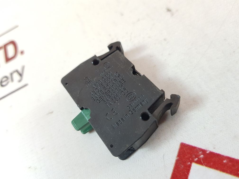 Eaton m22-ckc10 contact block with selector switch set