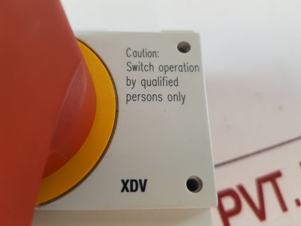 Eaton Nzm 1 Handle For Power Circuit Breaker