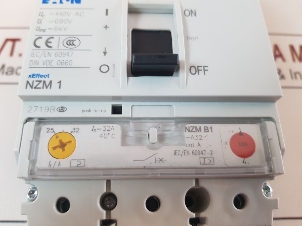 Eaton Nzmb1-a32 X Effect Circuit Breaker 3P