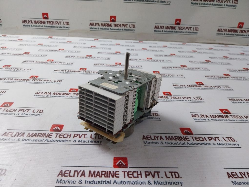 Eaton T 80° P50 209/00109/00 Invensys Programming Timer Fx9Njz8 250V