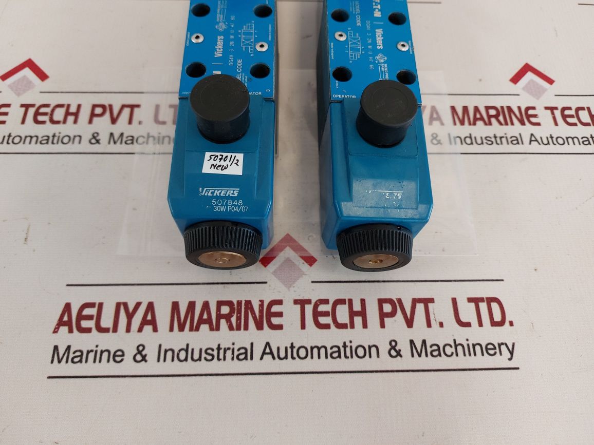 Eaton Vickers Dg4V 3 2N M U H7 60 Solenoid Valve 350Bar