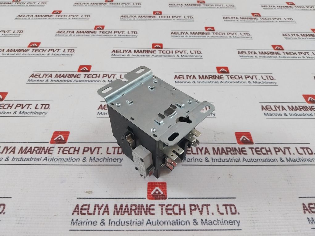 Eaton Xtcddp2P20 Contactor 30A 380V 50-60Hz