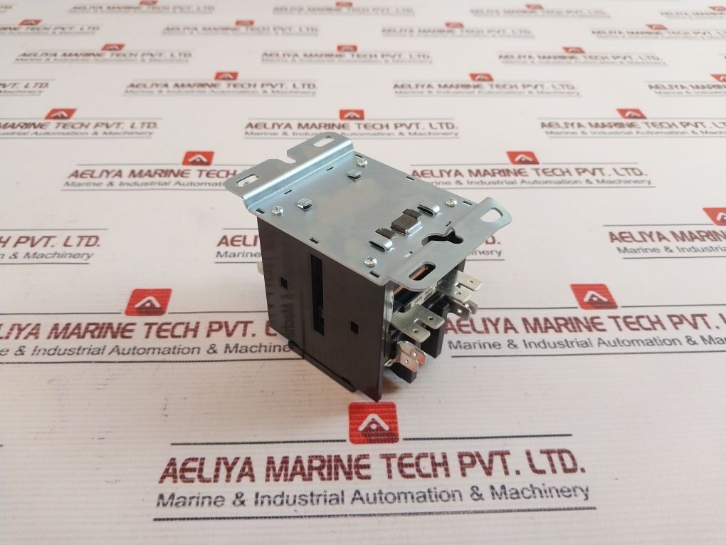 Eaton Xtcddp2P30 Ac Magnetic Contactor 40 Amp 380V 50Hz/60Hz