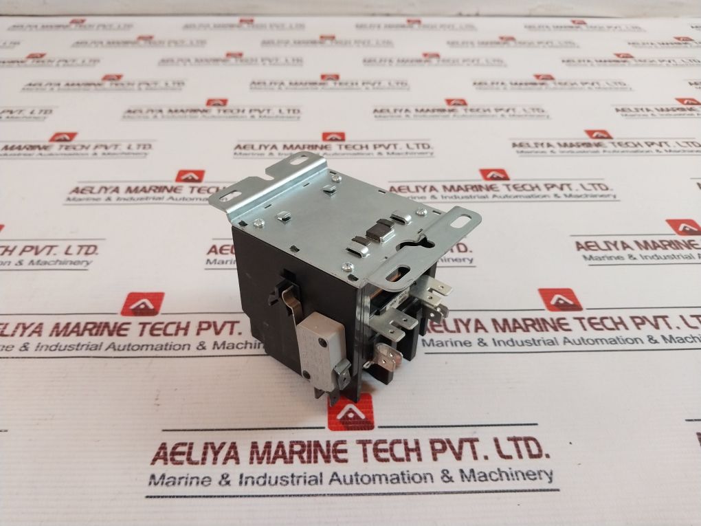 Eaton Xtcddp2P40 380V 50/60Hz Definite Purpose Contactor