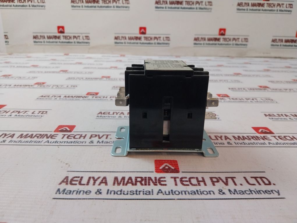 Eaton Xtcddp3P30 Ac Magnetic Contactor 40 Amp 50/60Hz