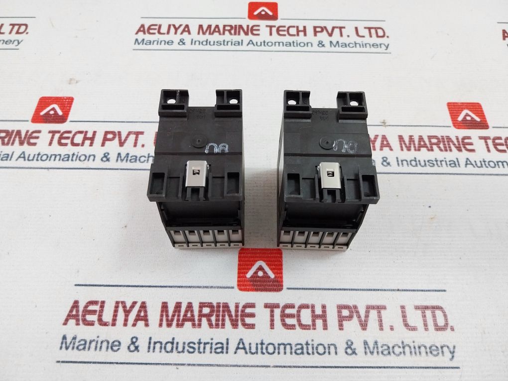 Eaton Xtre10B22 Contactor Relay