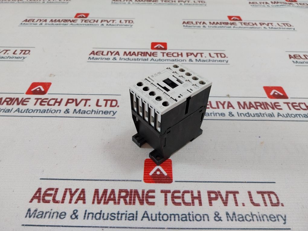 Eaton Xtre10B22 Contactor Relay