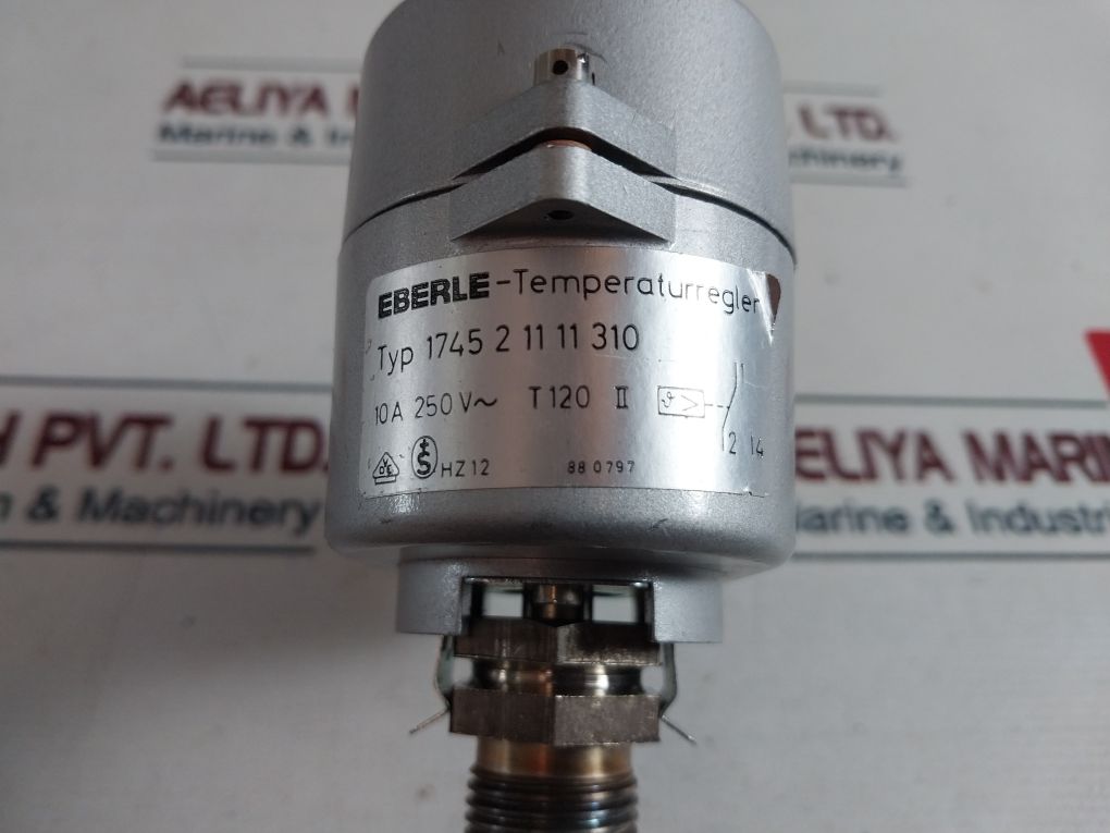 Eberle 1745 2 11 11 310 Temperature Controller