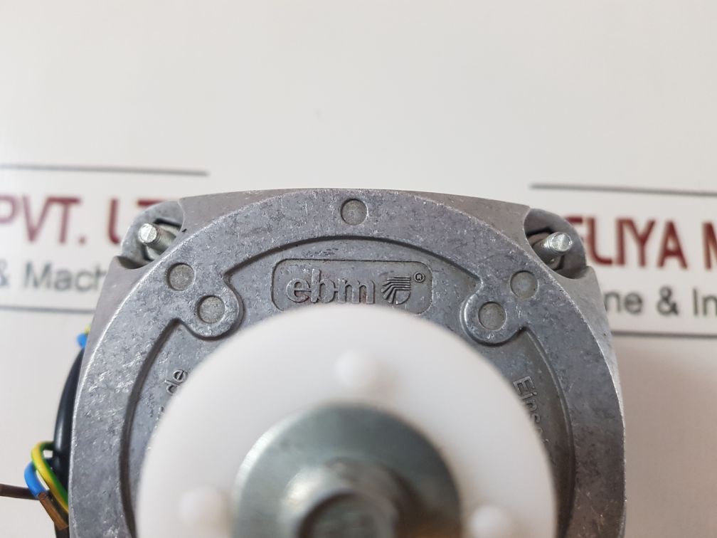Ebm Papst M4Q045-ef01-11 Motor