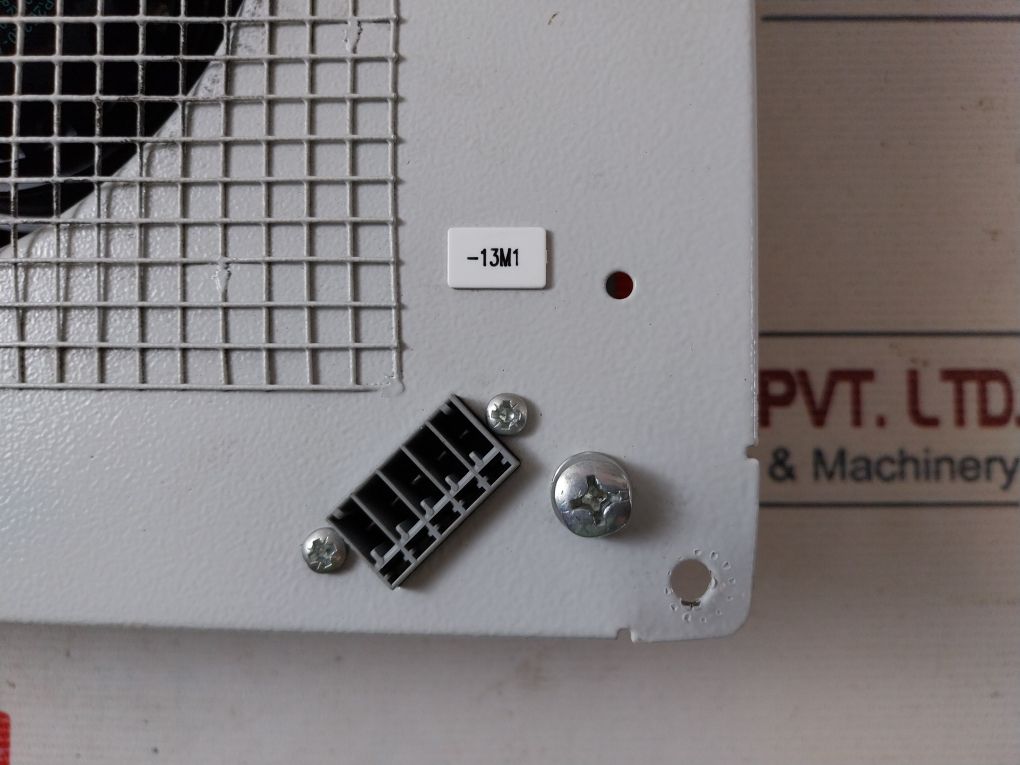 Ebmpapst R2E220-aa44-f5 Cooling Fan Thermally Protected