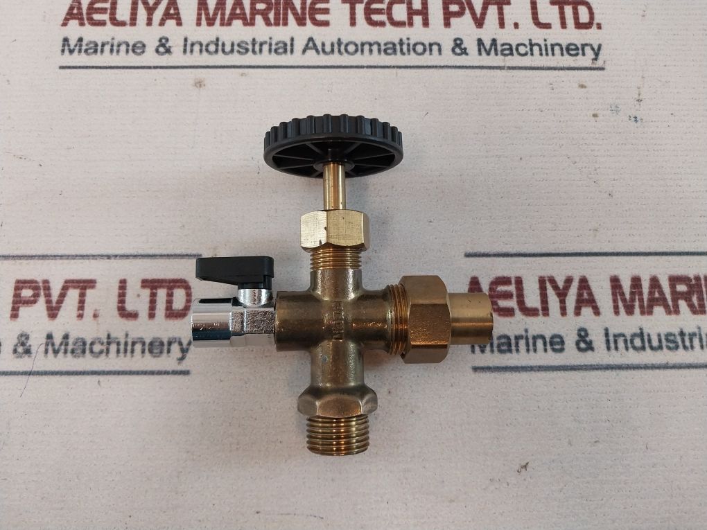 Econ 571 Level Gauge