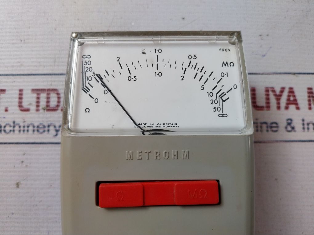 Edgcumbe Peebles 500V Metrohm Tester