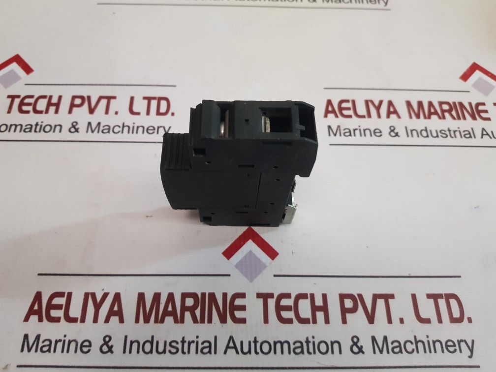 Phoenix contact valvetrab val-ms 320 st protection plug 2838843