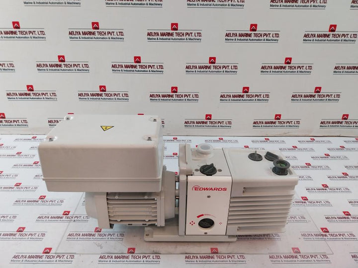 Edwards Nrv14I Oil Sealed Rotary Vane Pump A65921983