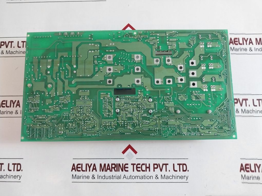 Ee/Fin 1006825F1 Pcb