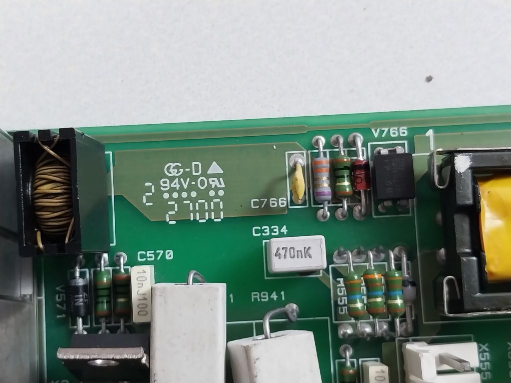 Ee/Fin 1006825F1 Pcb