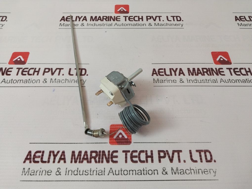 E.G.O 55.19034.070 1-pole Thermostat 190°C 1720 4