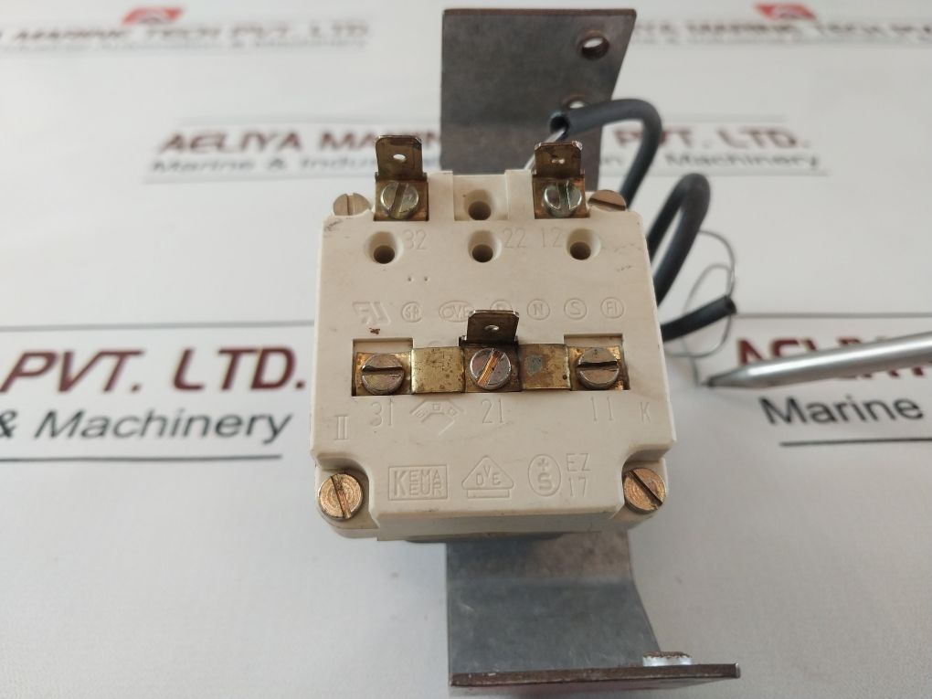 Ego 55.34011 230 Thermostatic Switch