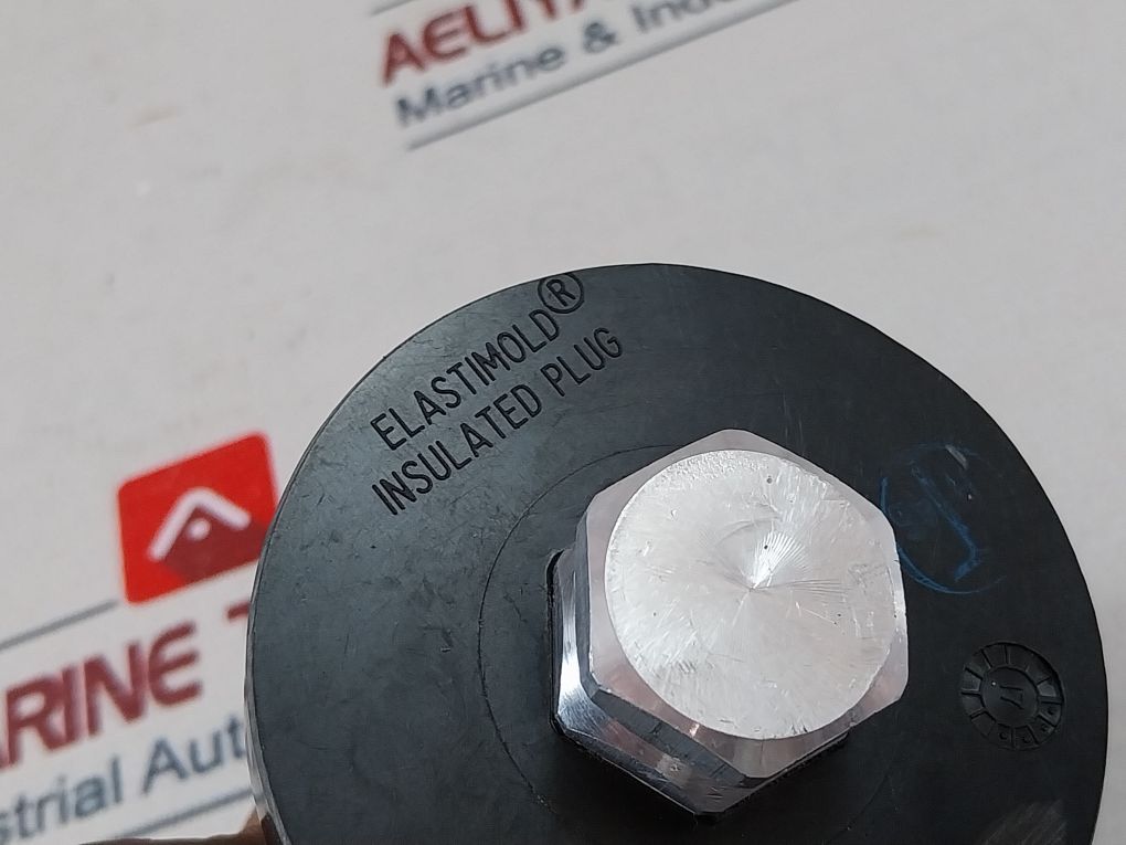 Elastimold Insulated Plug