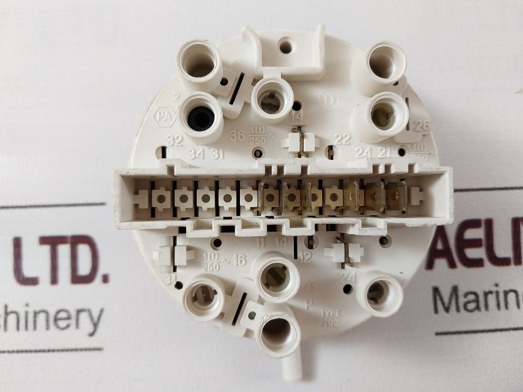 Elbi 792 Pressure Switch 338=96 2038 15A/125V 60Hz