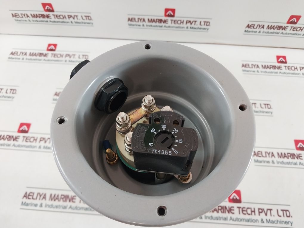Electric Water Heating 58G635 240/415V 0-40 °C