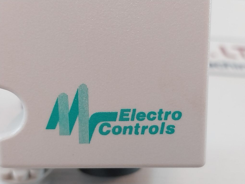 Electro Controls Ebs-2 Stage Imersion H/R Thermostat T80 Ip 43