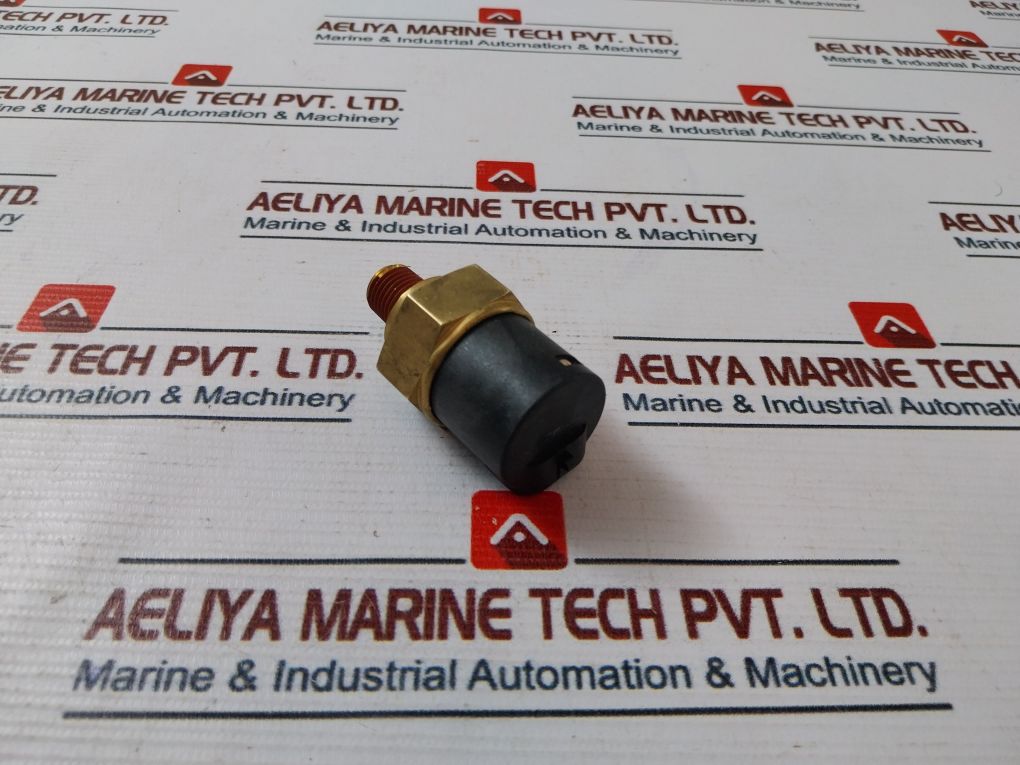 Electro Motive 1-40087572 Coolant Pressure Sensor