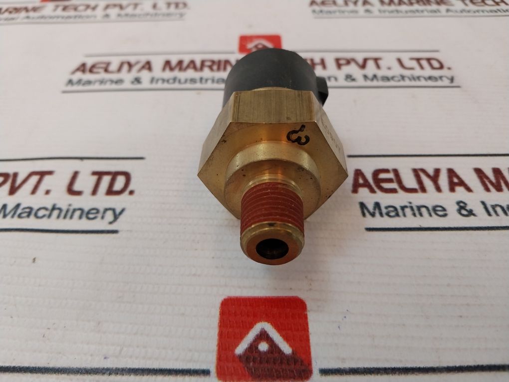 Electro Motive 1-40087572 Pressure Sensor E0907