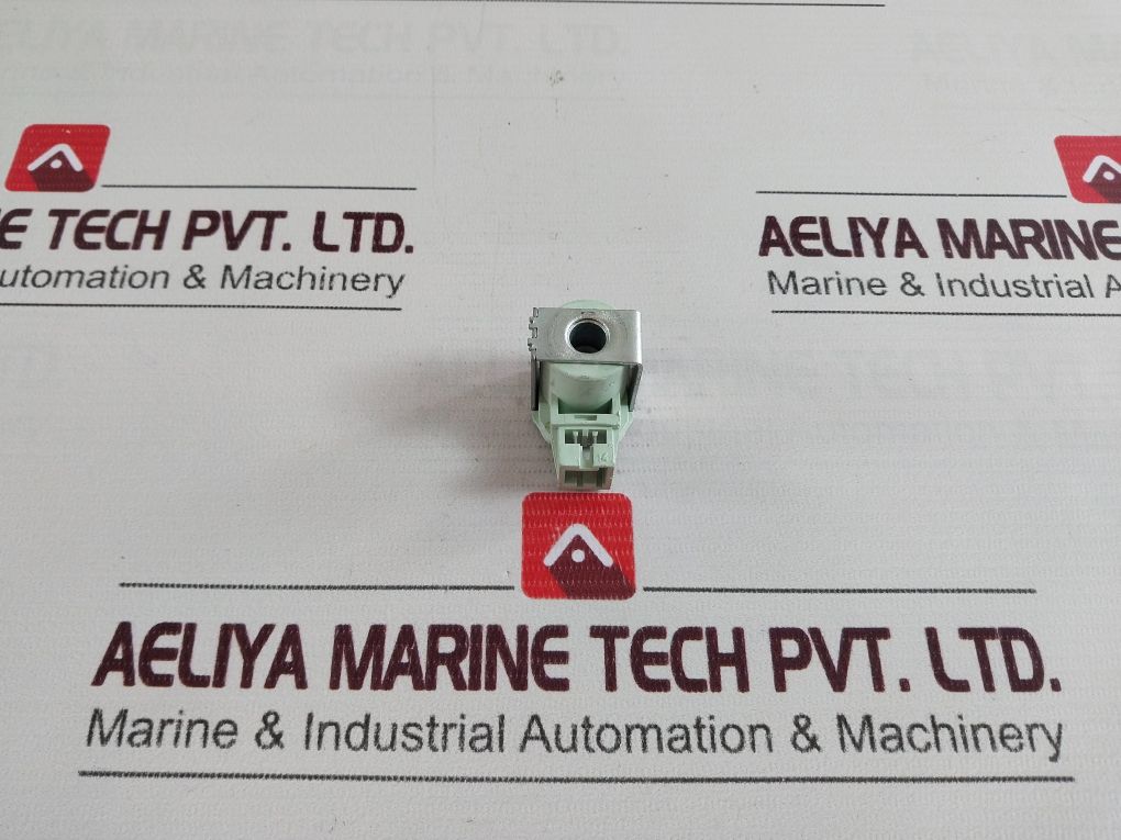 Electrolux 471 6860-18 Coil 220/240V